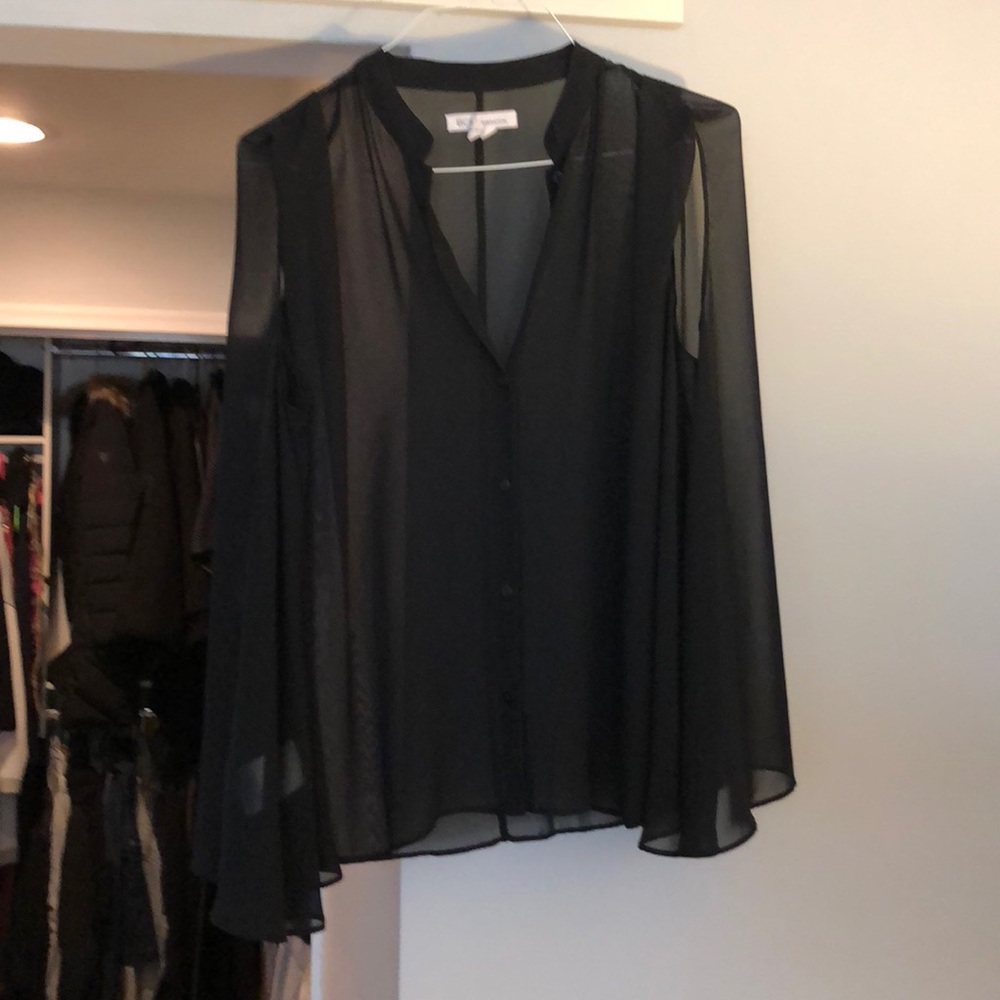Black sleeveless sheer cape